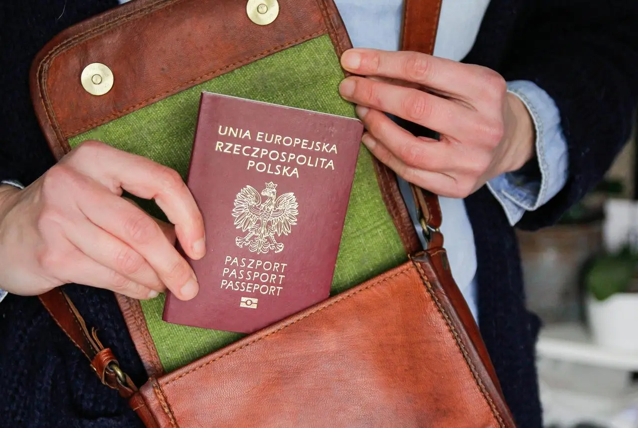 З 1 серпня 2025 року в Польщі зросте мито за отримання громадянства